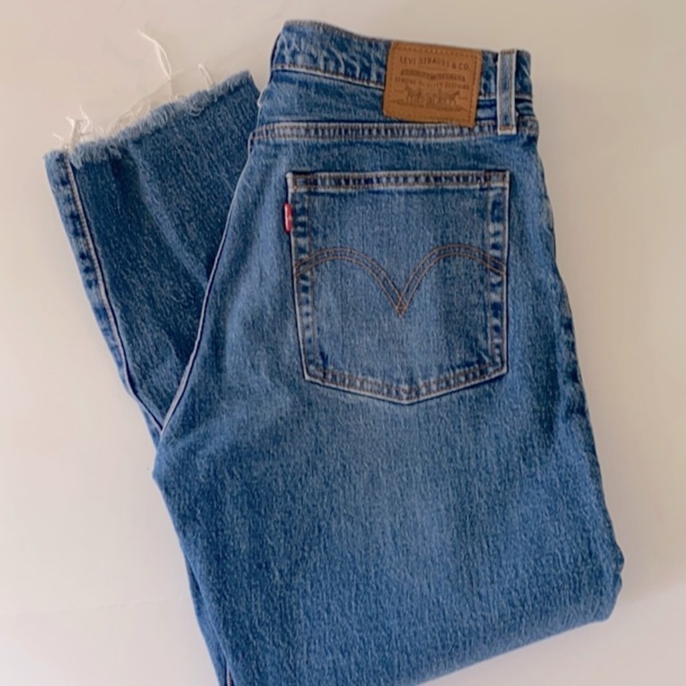 Levi’s Wedgie Jeans